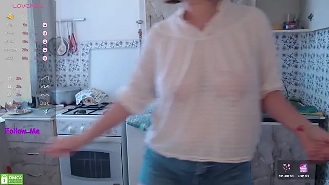 VerySweetKate111 webcam