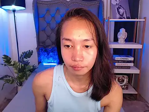 Sweet_kittyxx webcam