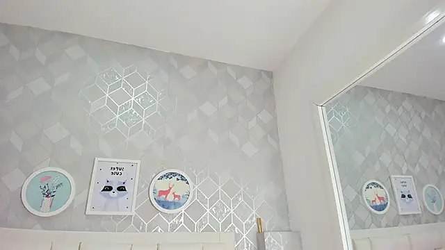 naia_cox - Naia_cox's free webcam - UK Sex Cams