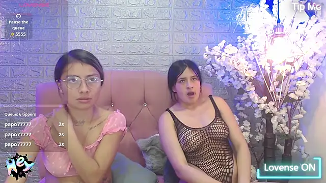 _lesbi_hard_69 webcam