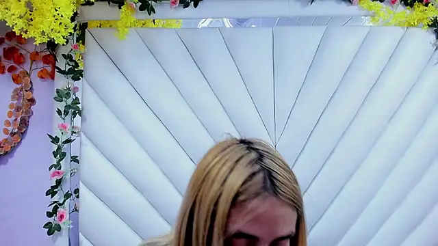 Dakota_Angell_ webcam