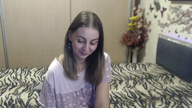 MirabelaSweet webcam