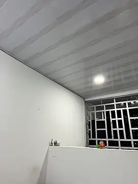 saramistick - SaraMistick's free webcam - UK Sex Cams