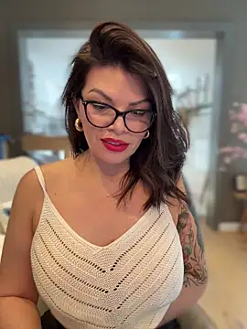 CarlaConnorTV webcam