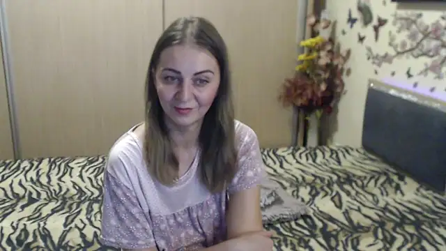 MirabelaSweet webcam