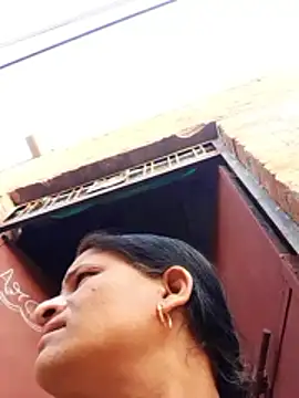 cute_ishpa - CUTE_Ishpa's free webcam - UK Sex Cams