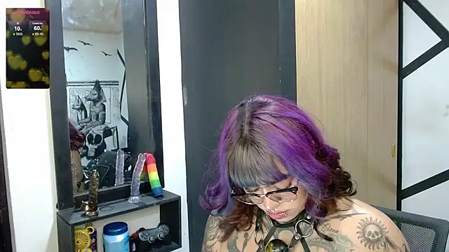 miss_cloverrr webcam