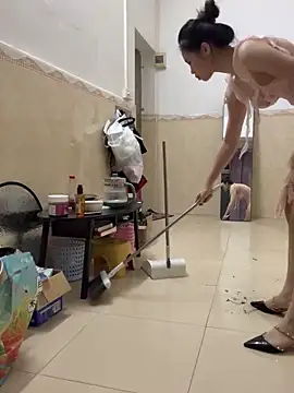 美女aa-goudan在线直播