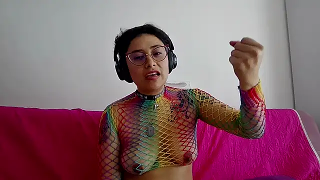 Juliexxxxtasy webcam