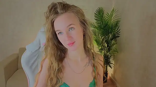 kianawhite webcam