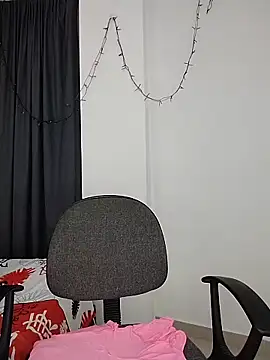 daringandunique webcam