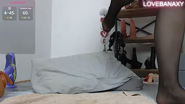 Love-Banaxy webcam