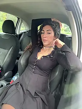 Amani_thewolf webcam