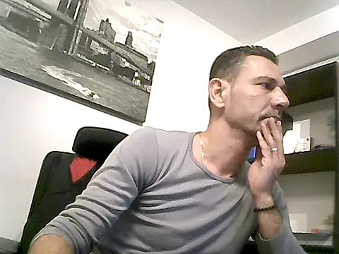 mastercharisma35 webcam