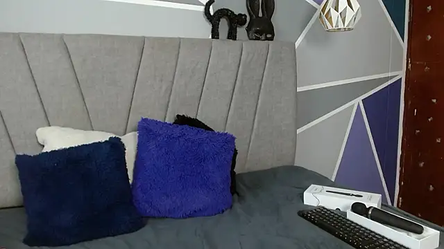 POCAHONTAS--- webcam