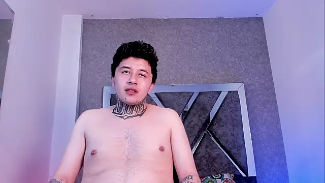 matthew_and_mila webcam