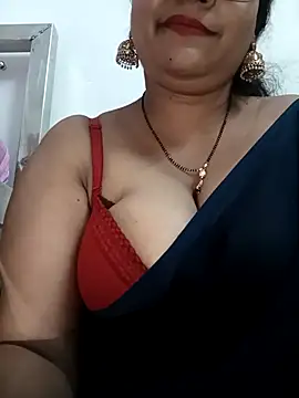 Webcam Model (Nyra-23)  is live.Free join now!