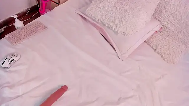 mia_isabell20 webcam