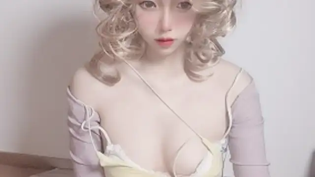 美女JuliaNoir在线直播