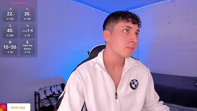 oliver_kyy webcam