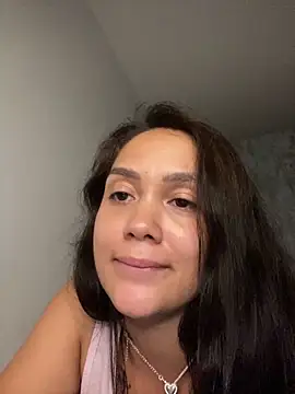 carolsapequinha from StripChat is Freechat