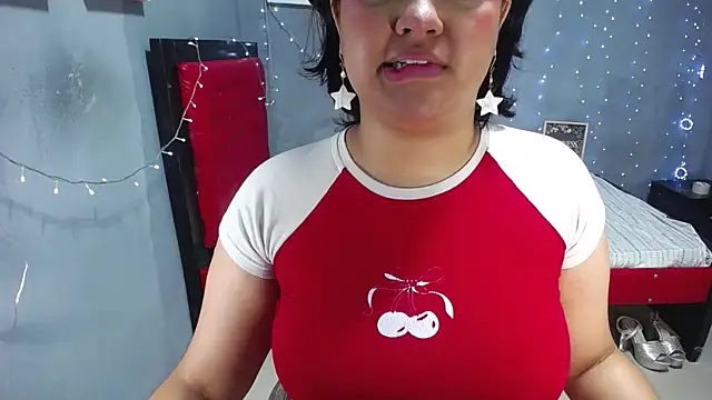 Sweettei from StripChat is Freechat