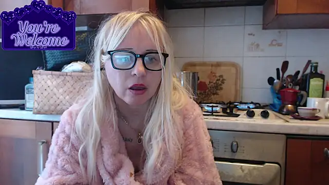 martachatte - Martachatte's free webcam - UK Sex Cams