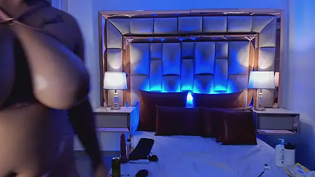 ValentinaBreats webcam