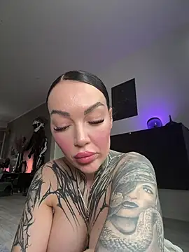 DirtyDahlia webcam