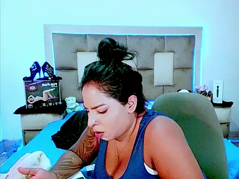 indiantopaz694u webcam