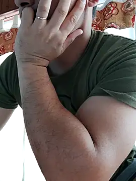 bradd_32 (M young) - HANDJOB AND CUMSHOT