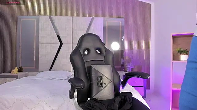 axel_grey_ - Axel_grey_'s free webcam - UK Sex Cams