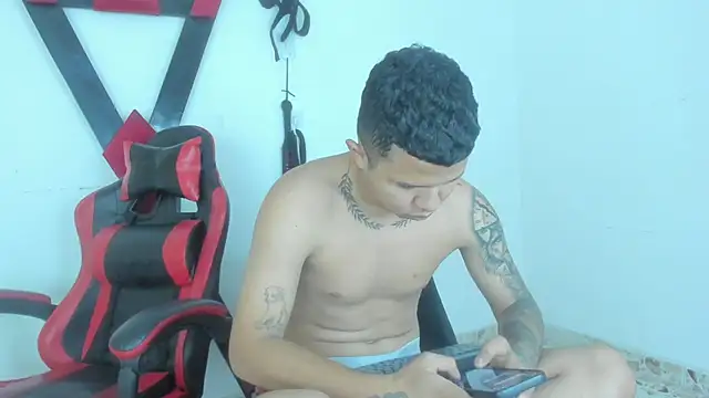 Steven_and_Camilo18 webcam