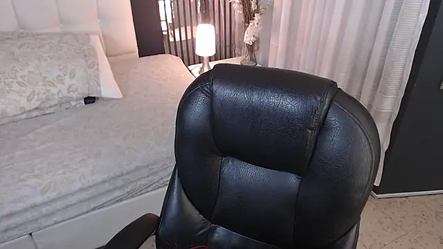 LiaVillalobos webcam