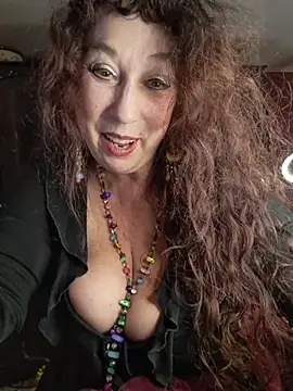 GypsyEsmeralda webcam