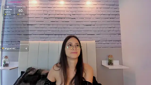 sophieemoore - SophieeMoore's free webcam - UK Sex Cams