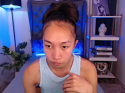 Sweet_kittyxx webcam