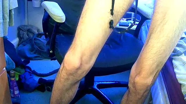 Hairyjockthongboy webcam