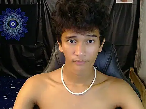 hugekenbigcock webcam