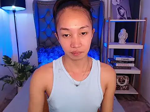 Sweet_kittyxx webcam