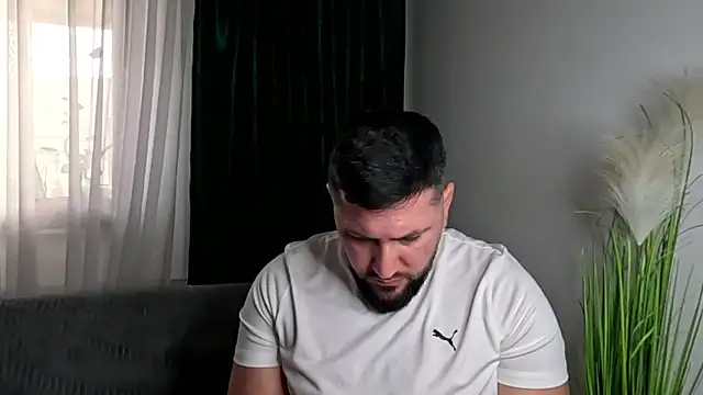 gold_alpha_boy - Gold_Alpha_Boy's free webcam - UK Sex Cams