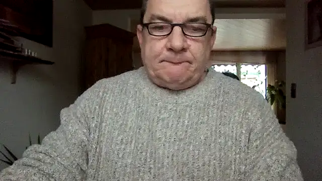 nobbie444 - Nobbie444's free webcam - UK Sex Cams