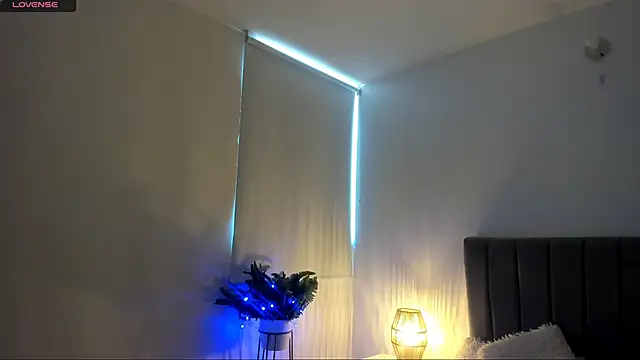 sophie_connors webcam