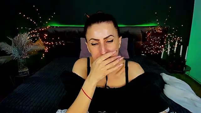 Rebecca_Diamond webcam