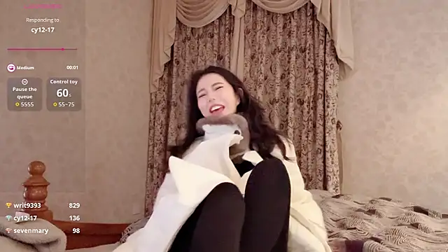 美女-Eileen-在线直播