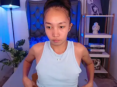 sweet_kittyxx - Sweet_kittyxx's free webcam - UK Sex Cams