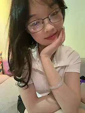 美女meimei_x在线直播