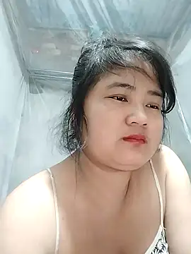 bigboobs186 - BigBoobs186's free webcam - UK Sex Cams