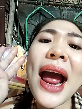 lin-kute98 - Lin-kute98's free webcam - UK Sex Cams