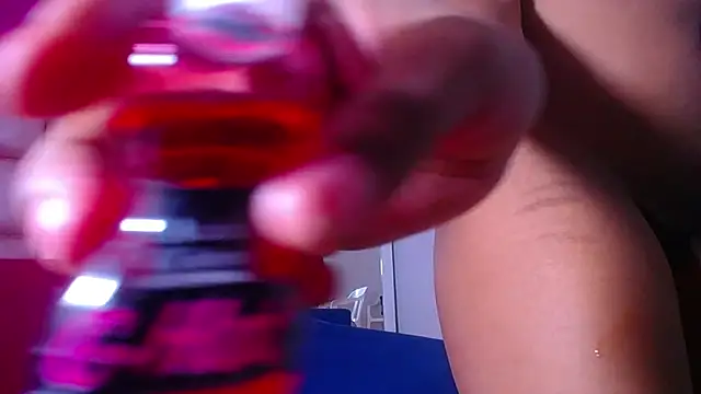 pervert_tiny_girl webcam